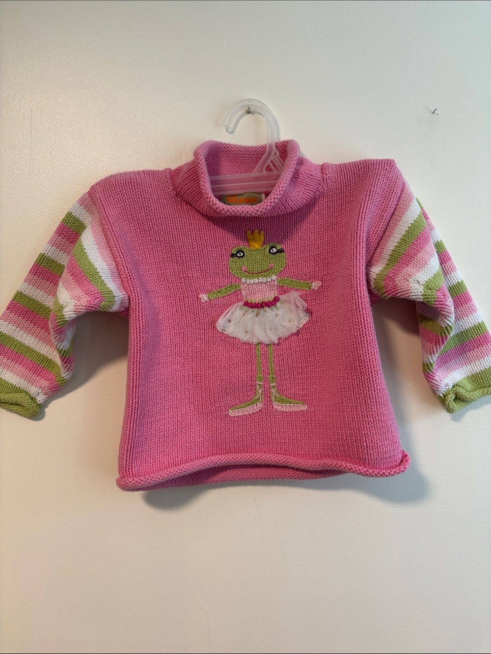 Claver Turtleneck Sweater with Ballerina Frog Applique